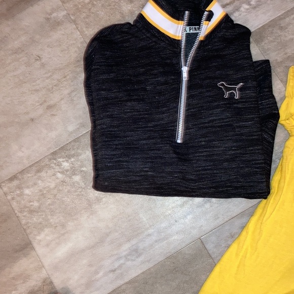 VSPINK Bundle 2 pc - Picture 5 of 7